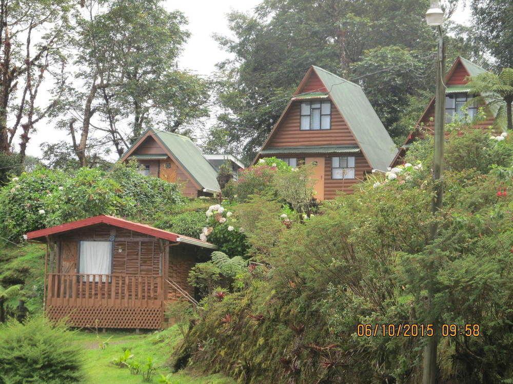 Mirador De Quetzales