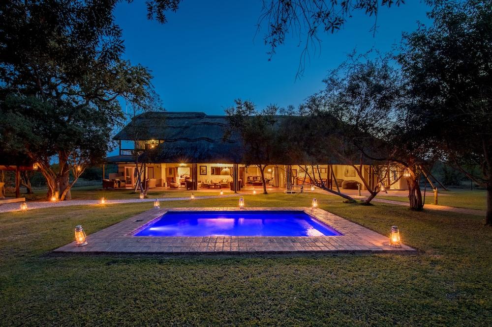 Tintswalo Safari Lodge & Manor House