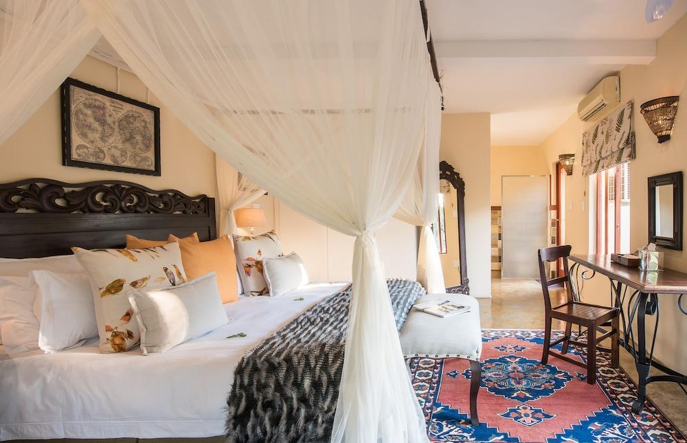 Tintswalo Safari Lodge & Manor House