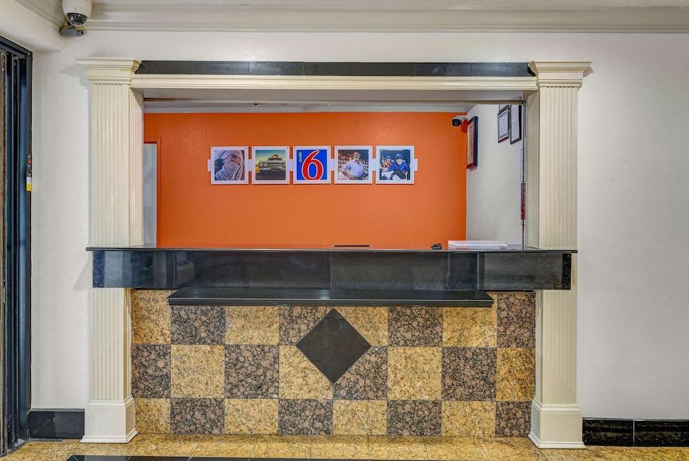 Motel 6 Norcross
