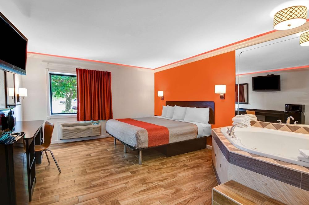 Motel 6 Norcross