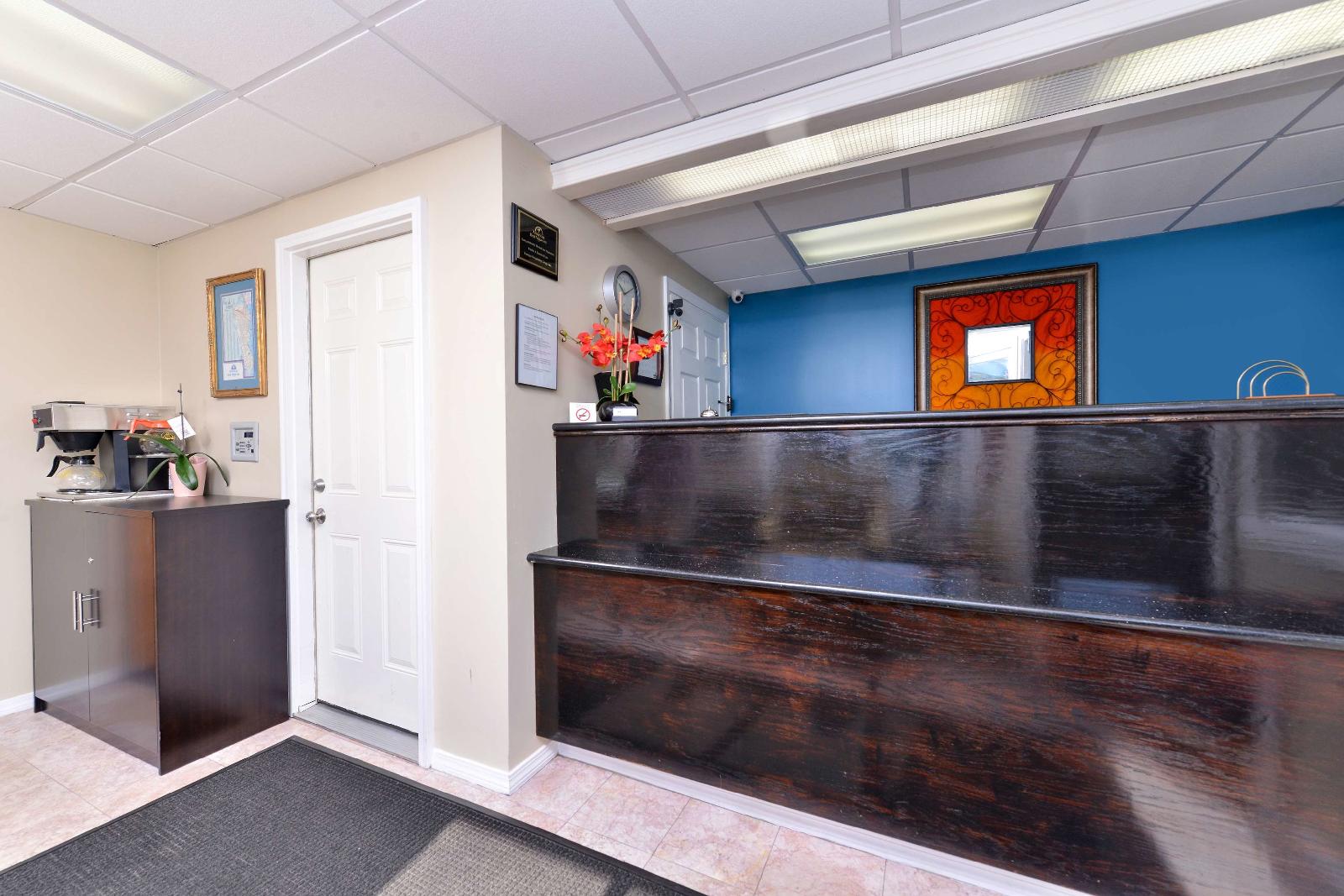 Americas Best Value Inn - New London