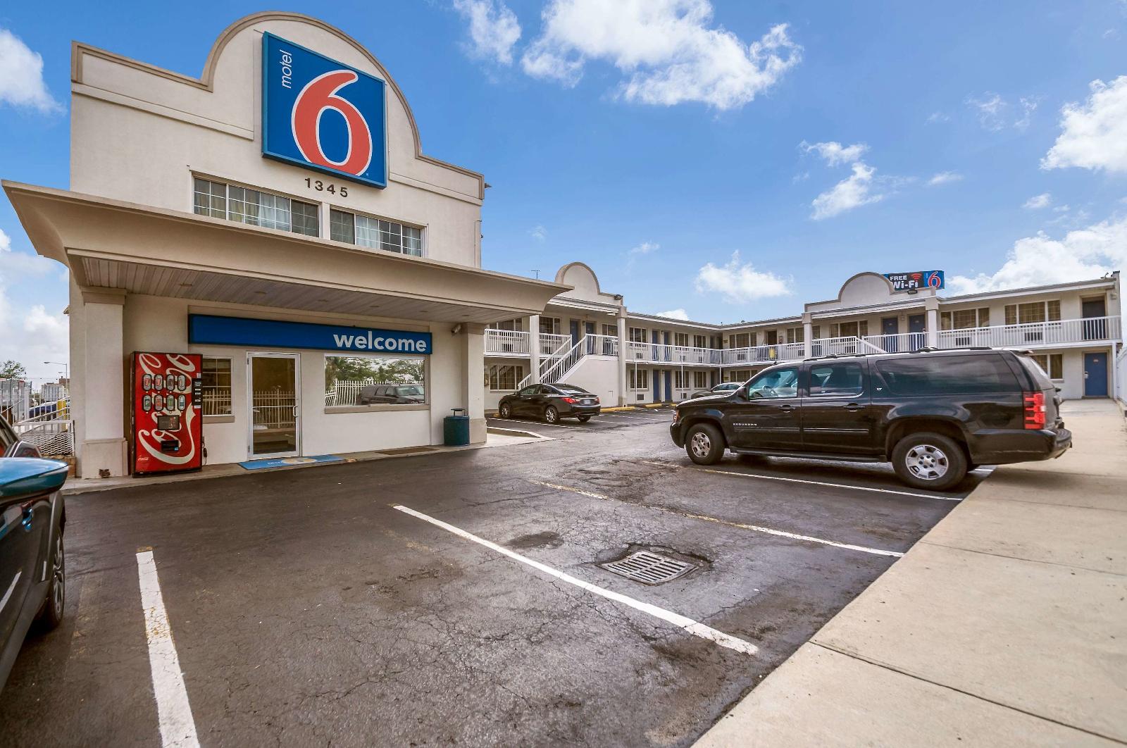 Motel 6 Washington DC Convention Center