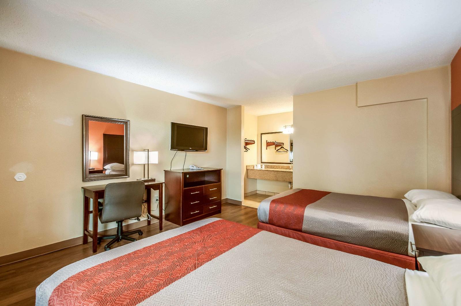 Motel 6 Washington DC Convention Center