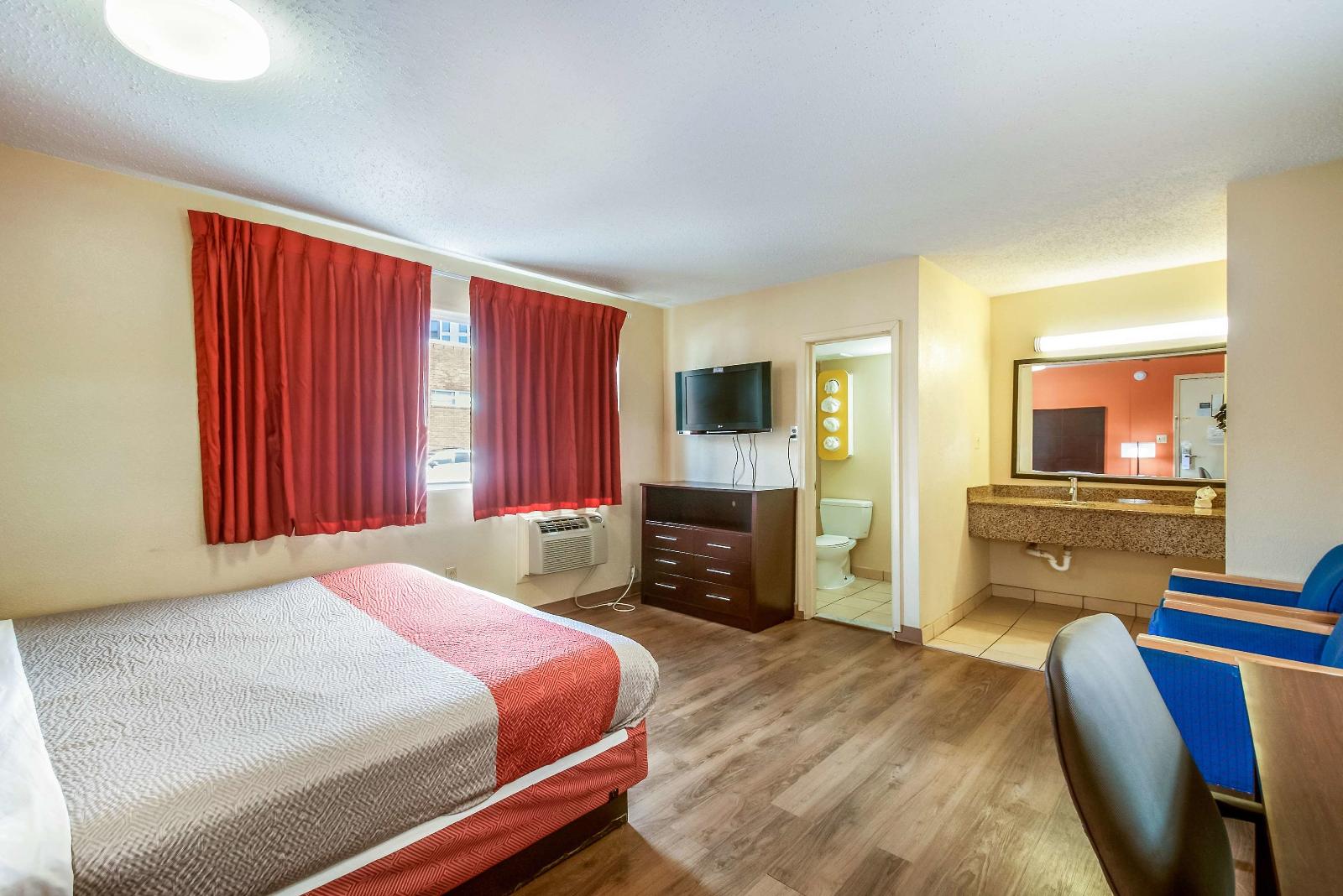Motel 6 Washington DC Convention Center