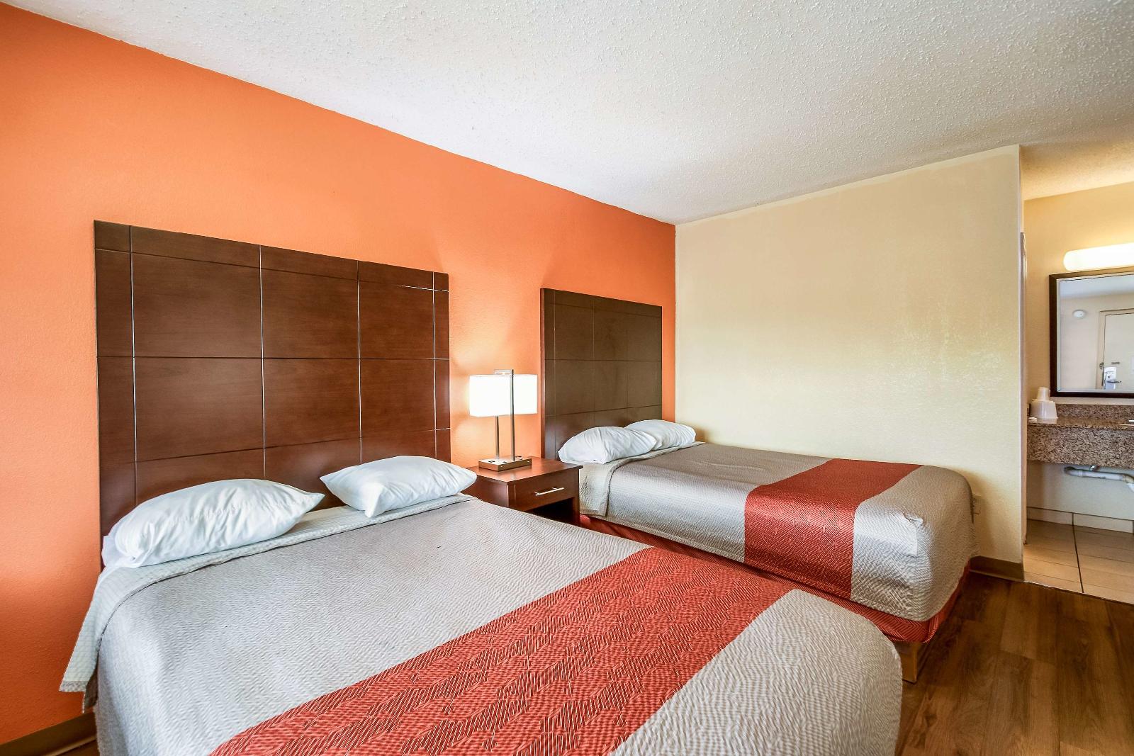 Motel 6 Washington DC Convention Center