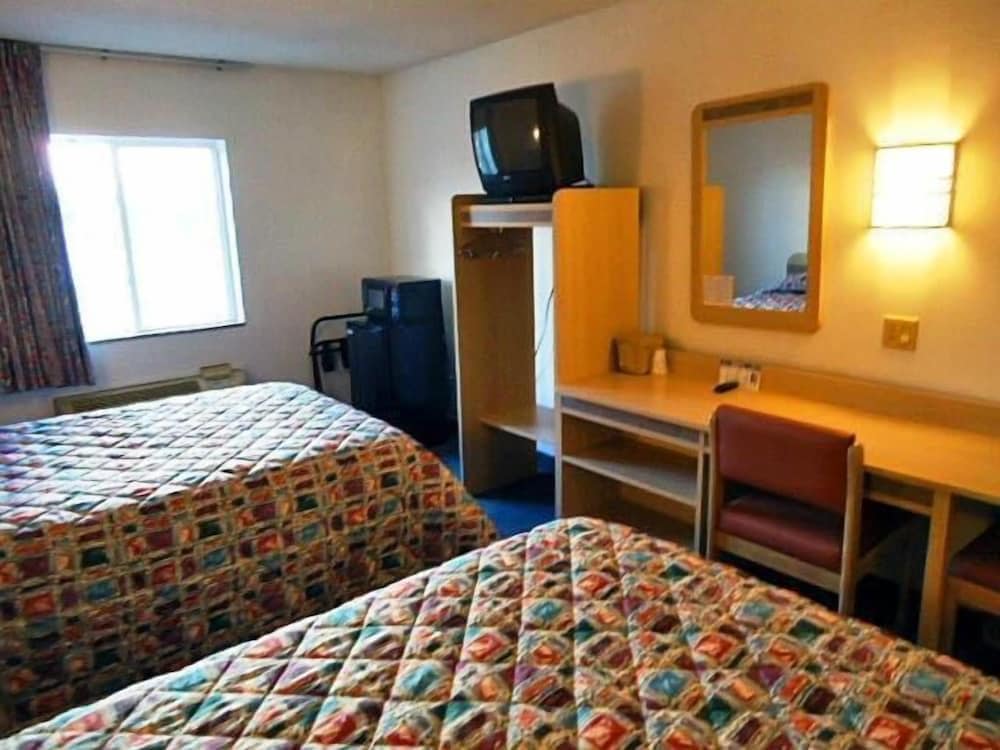 Motel 6 Gordonville