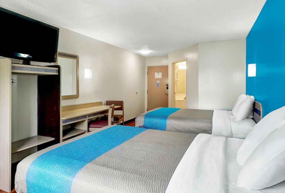 Motel 6 Gordonville