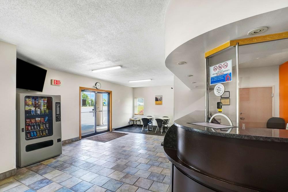Motel 6 Gordonville