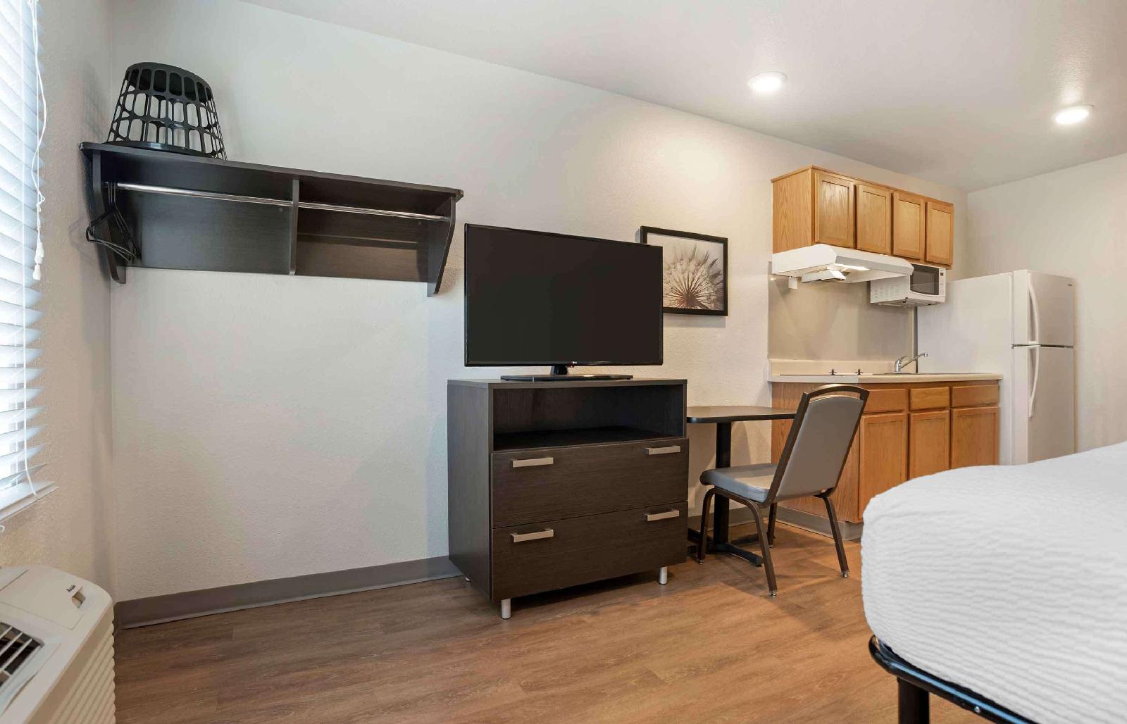 WoodSpring Suites Panama City