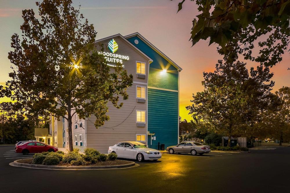 Woodspring Suites North Charleston