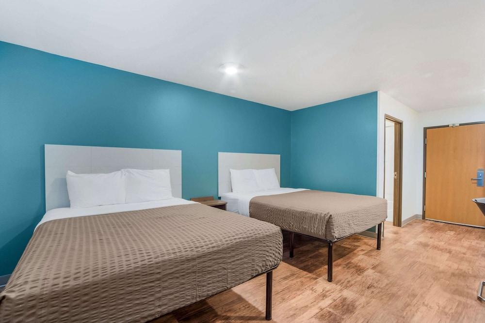 Woodspring Suites North Charleston