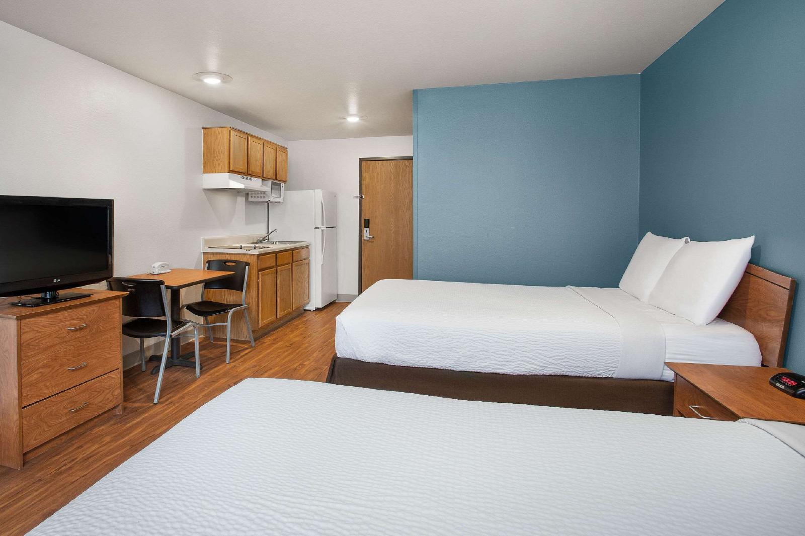 WoodSpring Suites Charleston Ashley Phosphate