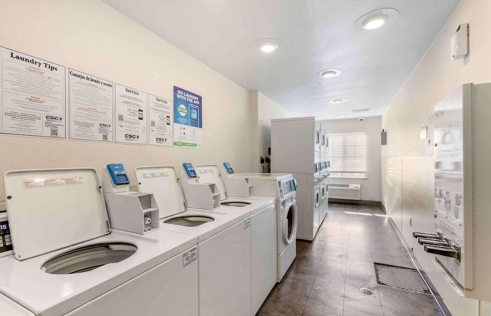 WoodSpring Suites Phoenix Peoria