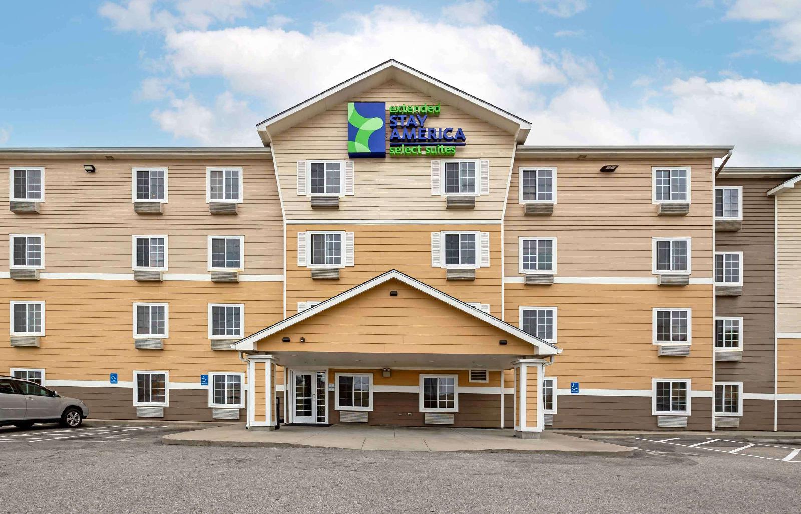 WoodSpring Suites Wichita Airport