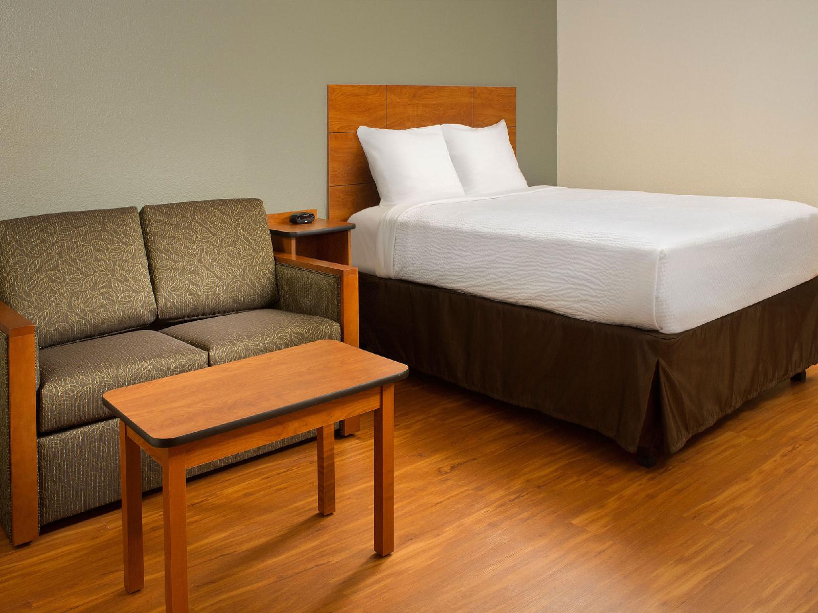 WoodSpring Suites Cincinnati Sharonville