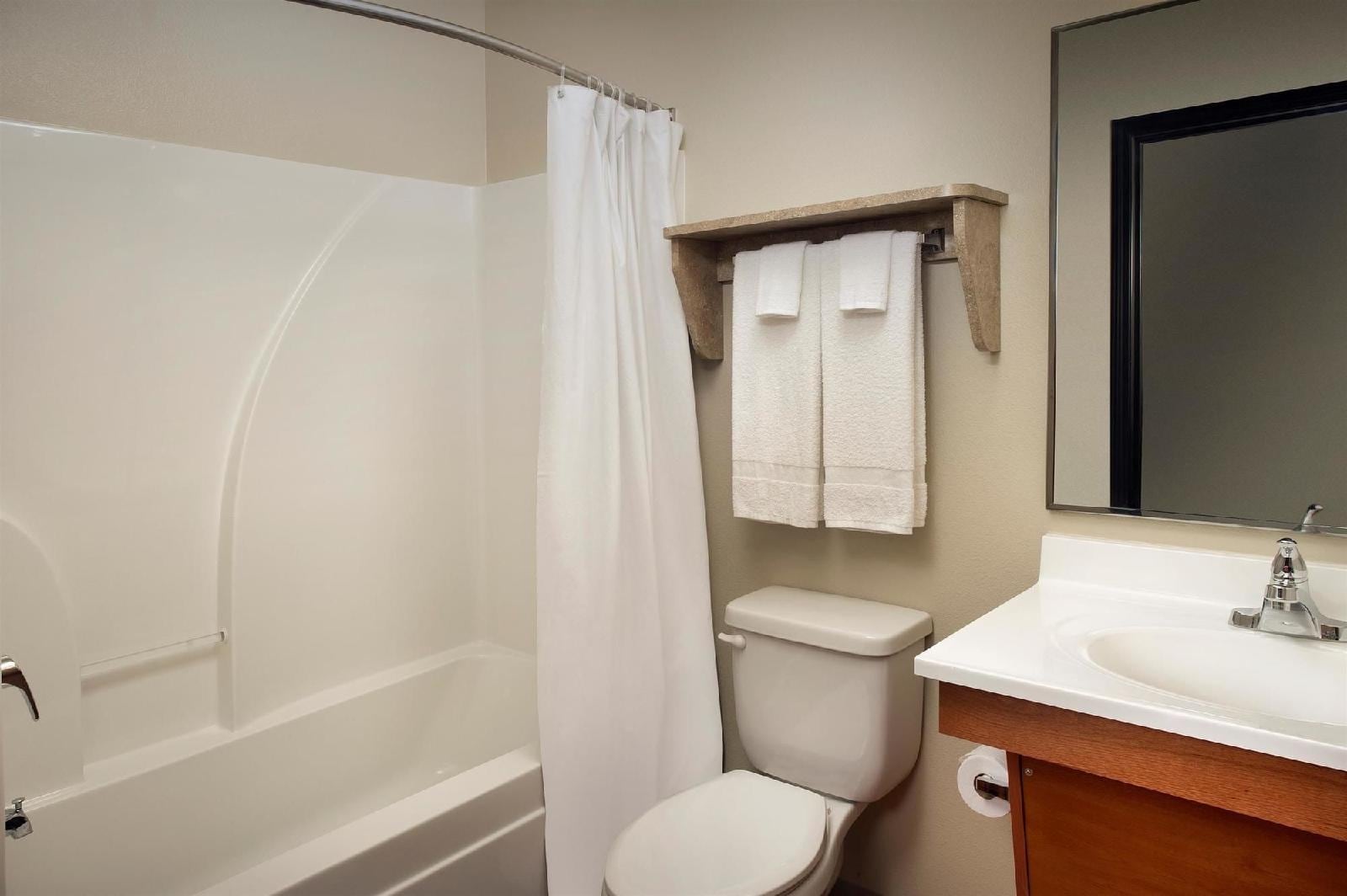 WoodSpring Suites Cincinnati Sharonville
