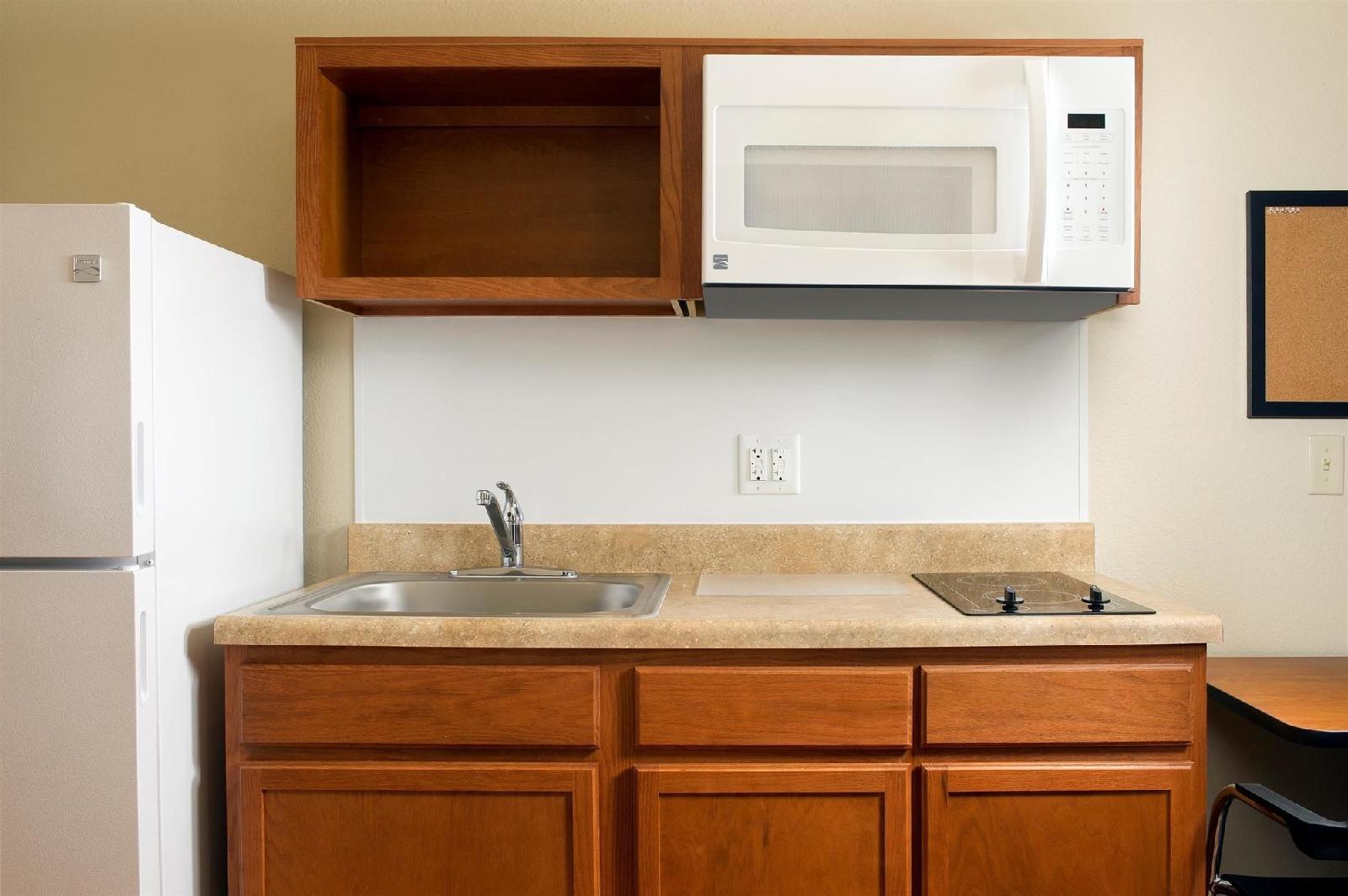 WoodSpring Suites Cincinnati Sharonville