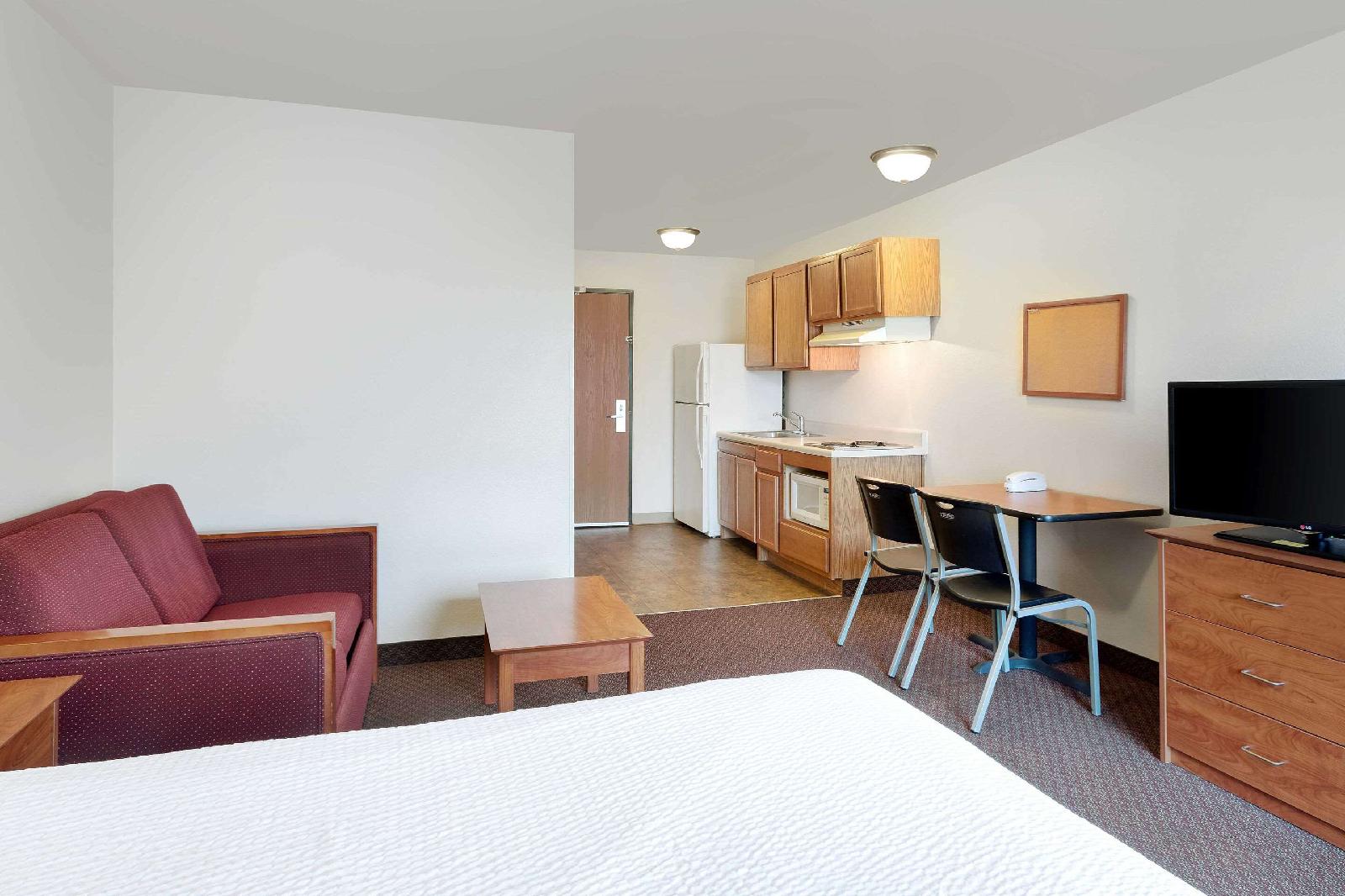 WoodSpring Suites Tyler