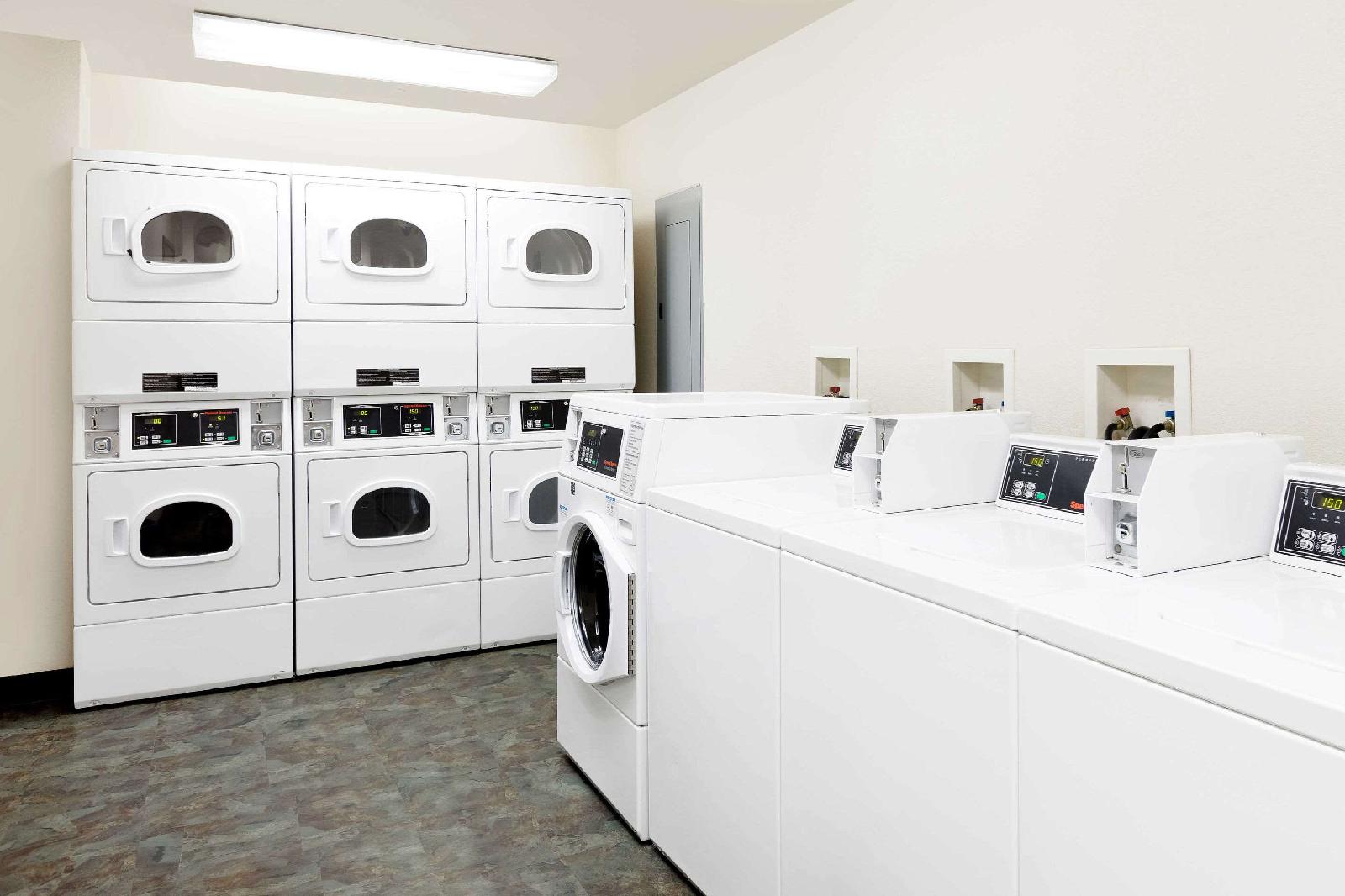 WoodSpring Suites Tyler