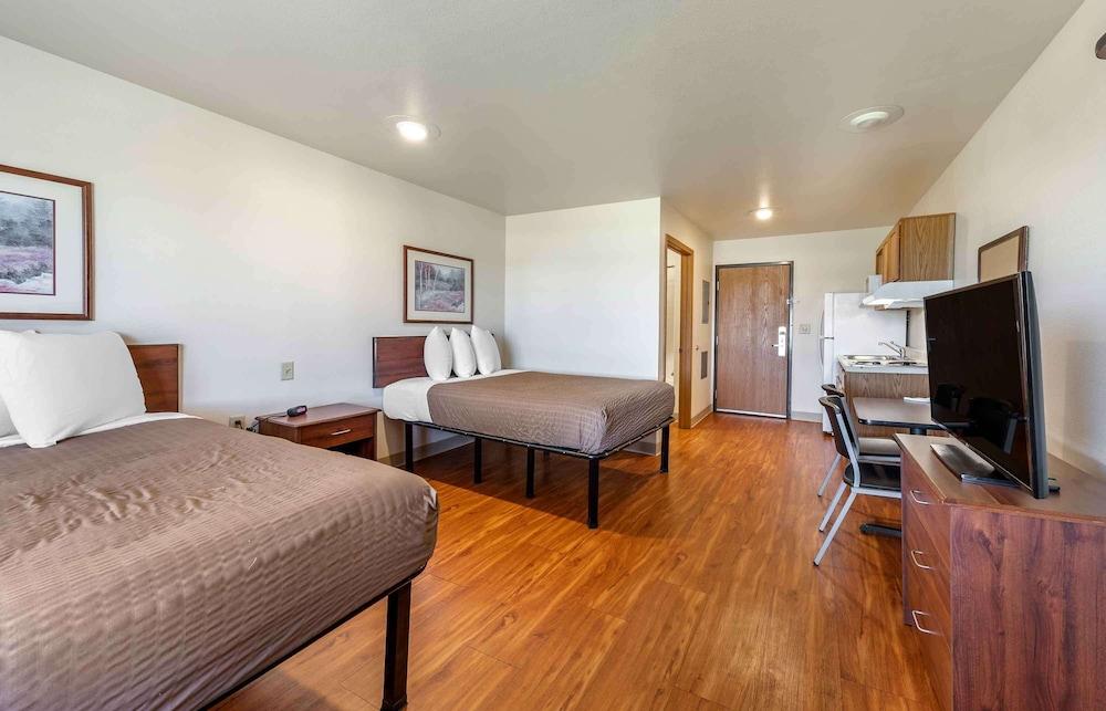WoodSpring Suites Oklahoma City Northwest