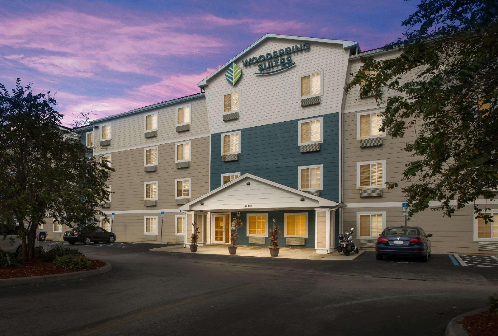 WoodSpring Suites Lakeland