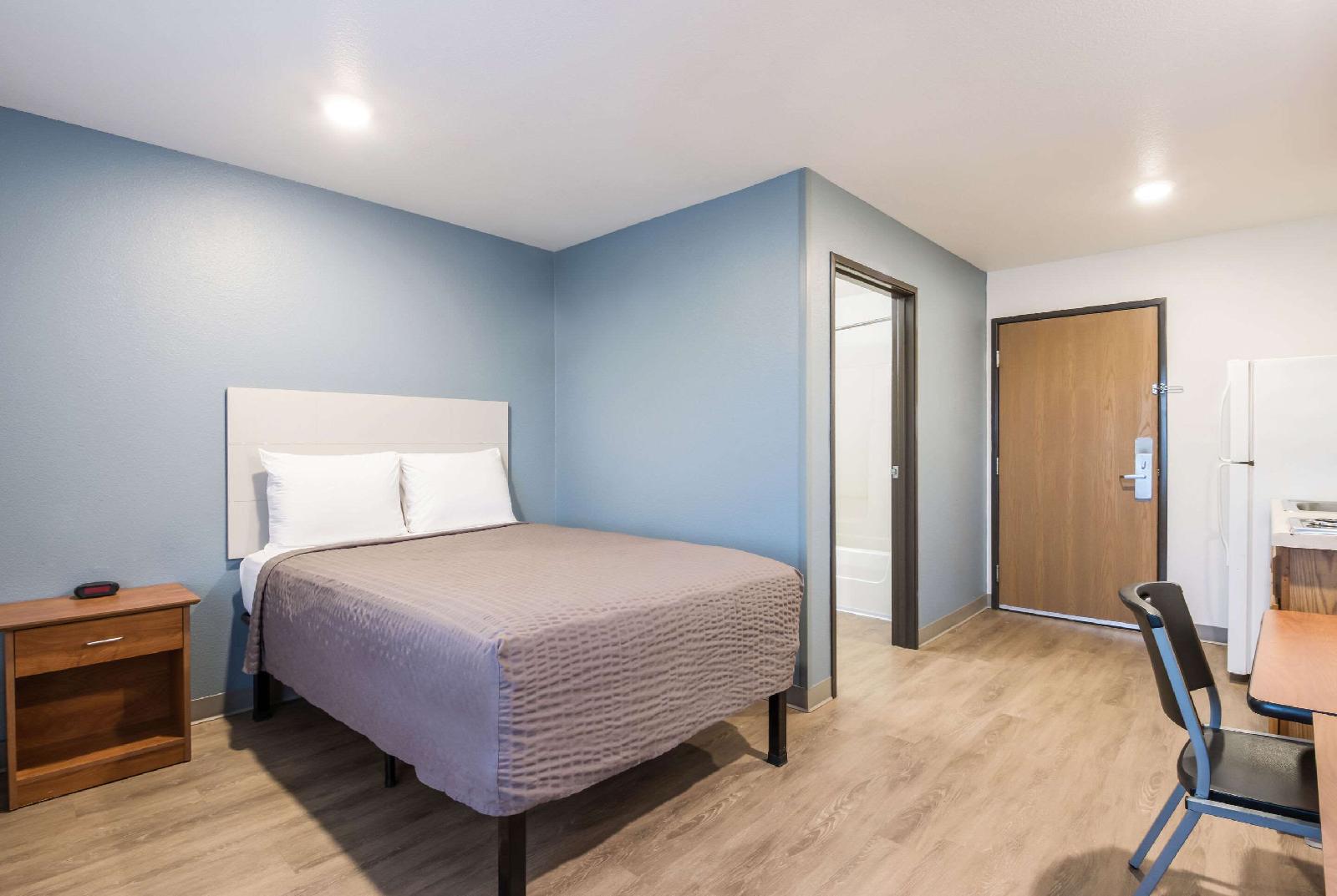 WoodSpring Suites Lakeland