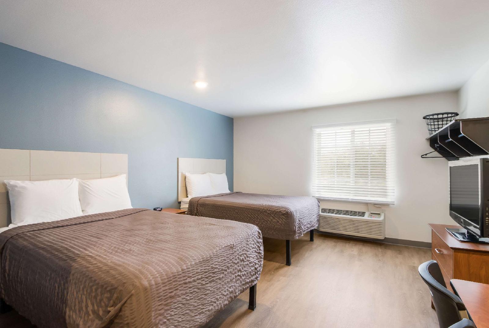 WoodSpring Suites Lakeland