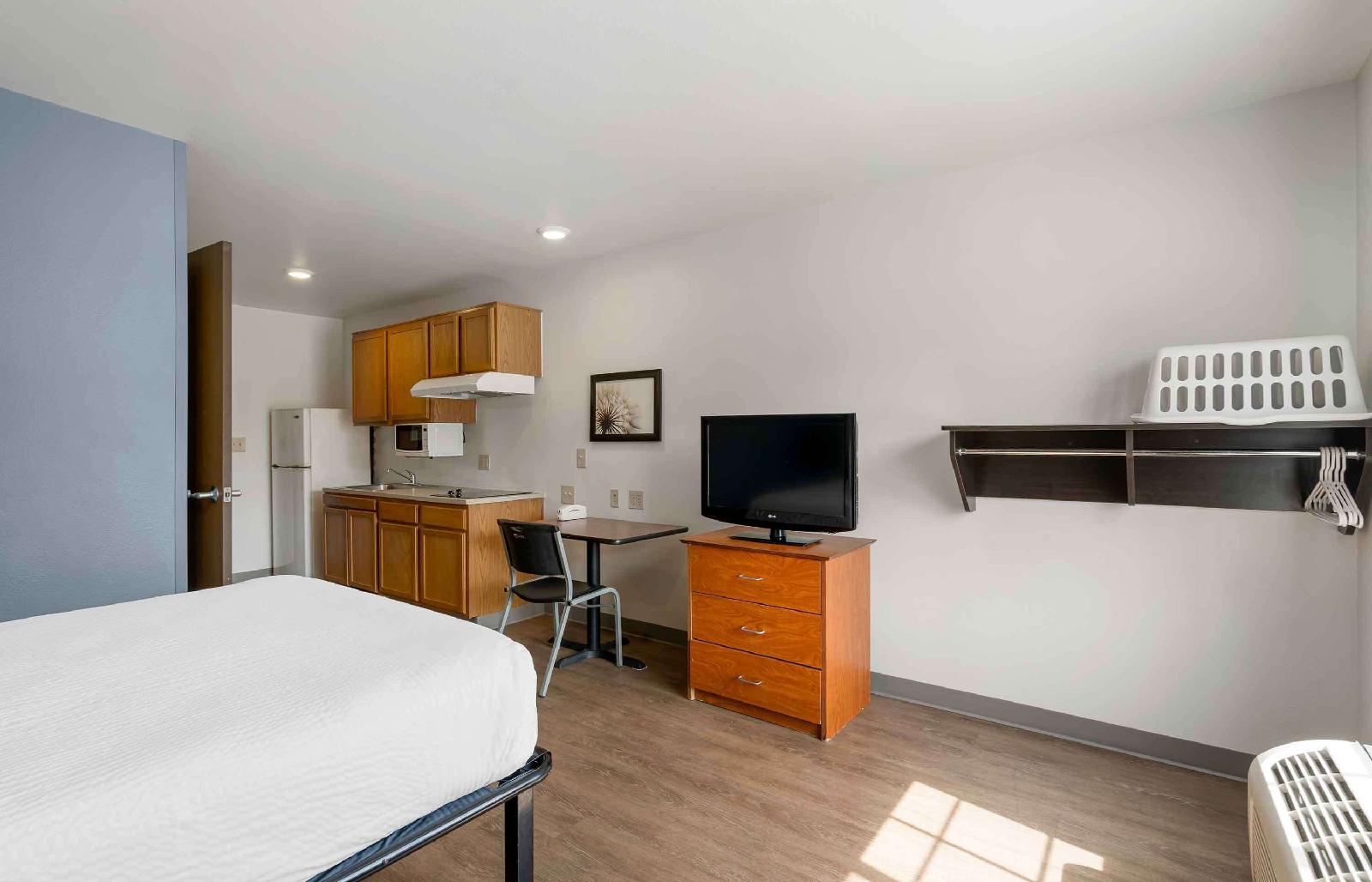 WoodSpring Suites Lakeland