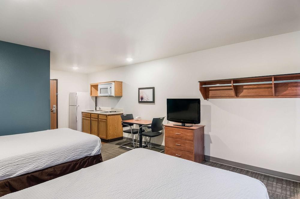 WoodSpring Suites Loveland