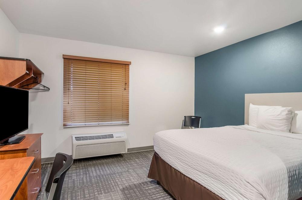 WoodSpring Suites Loveland
