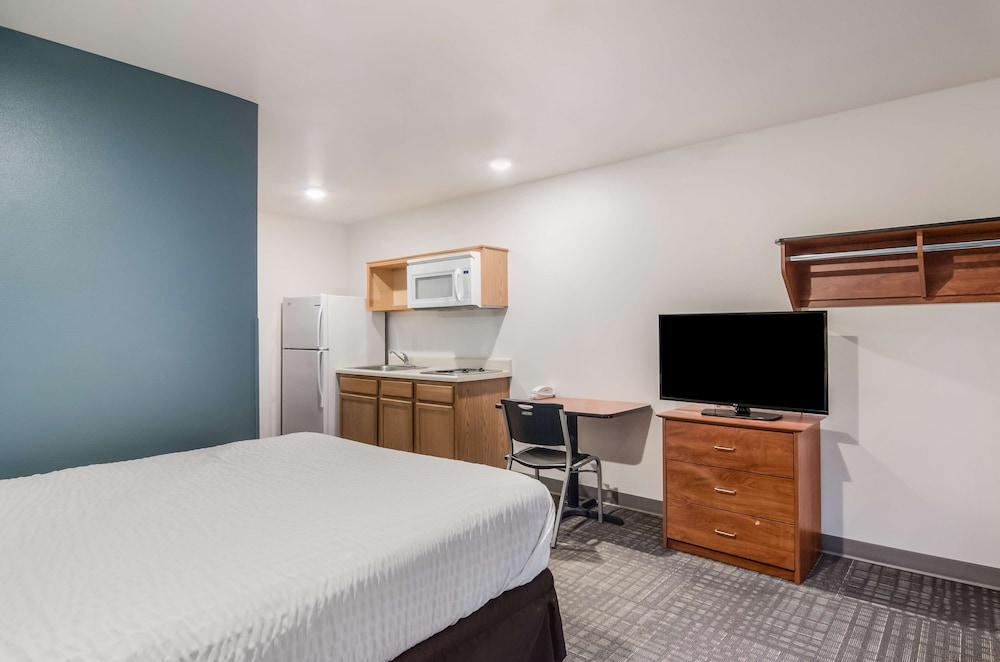 WoodSpring Suites Loveland
