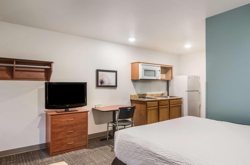 WoodSpring Suites Loveland