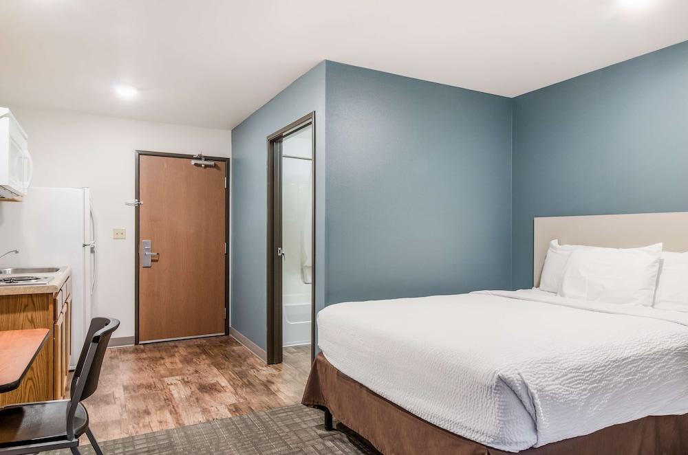 WoodSpring Suites Loveland