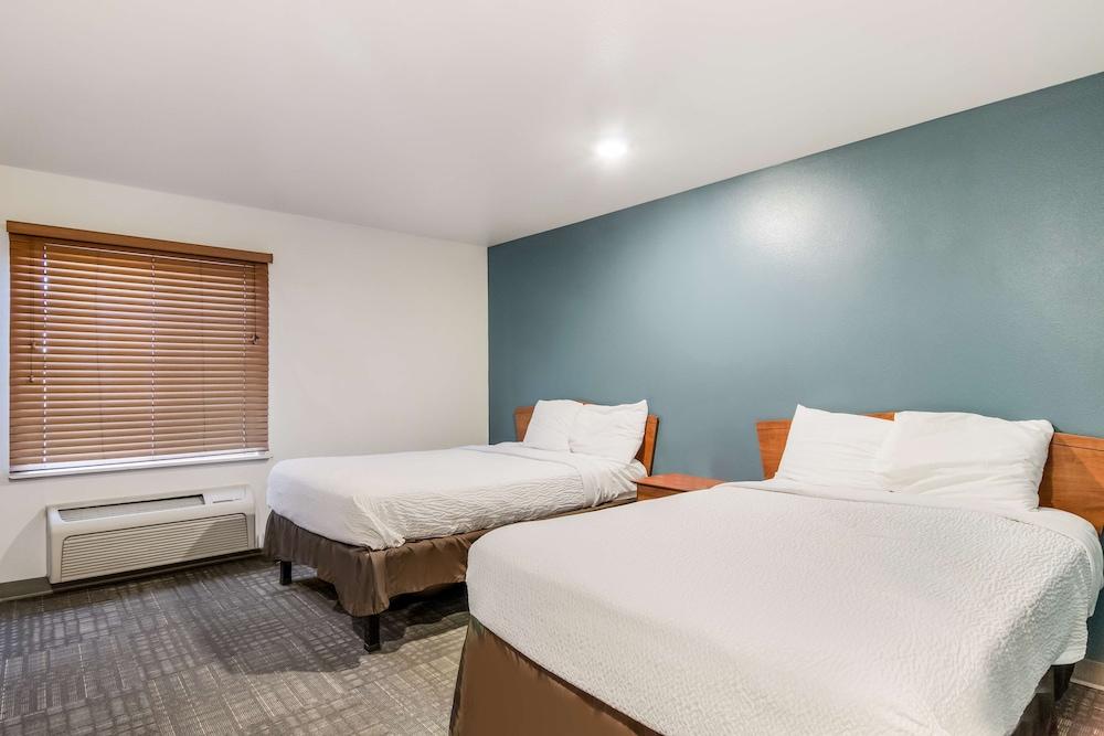 WoodSpring Suites Loveland