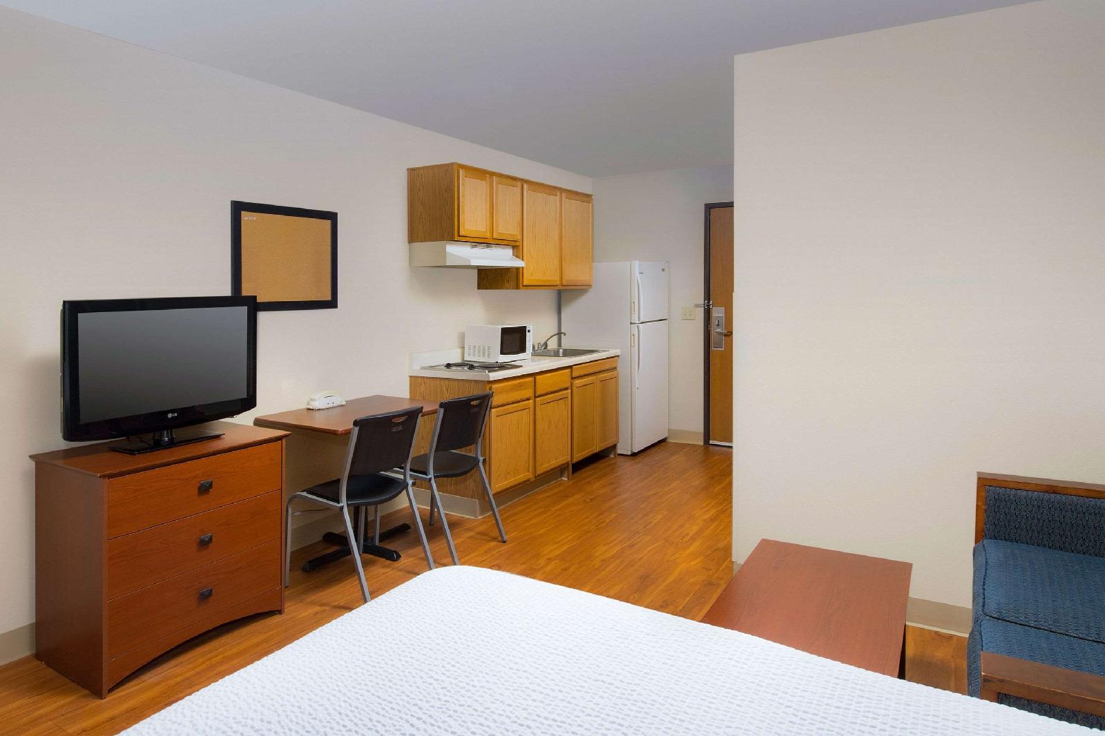 WoodSpring Suites Omaha