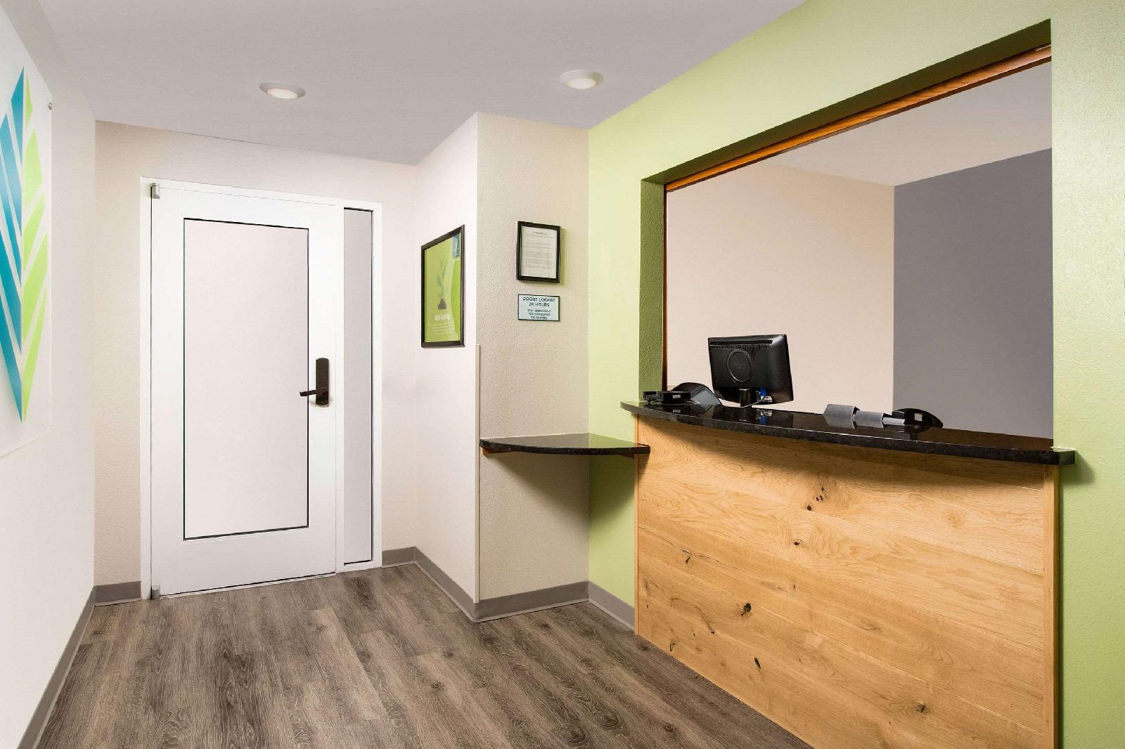 WoodSpring Suites Omaha