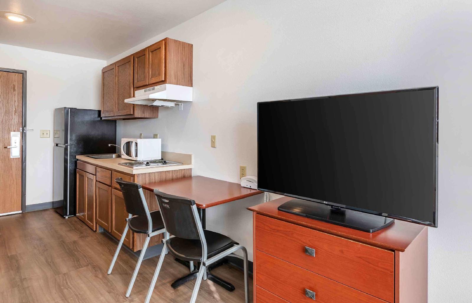 WoodSpring Suites Omaha
