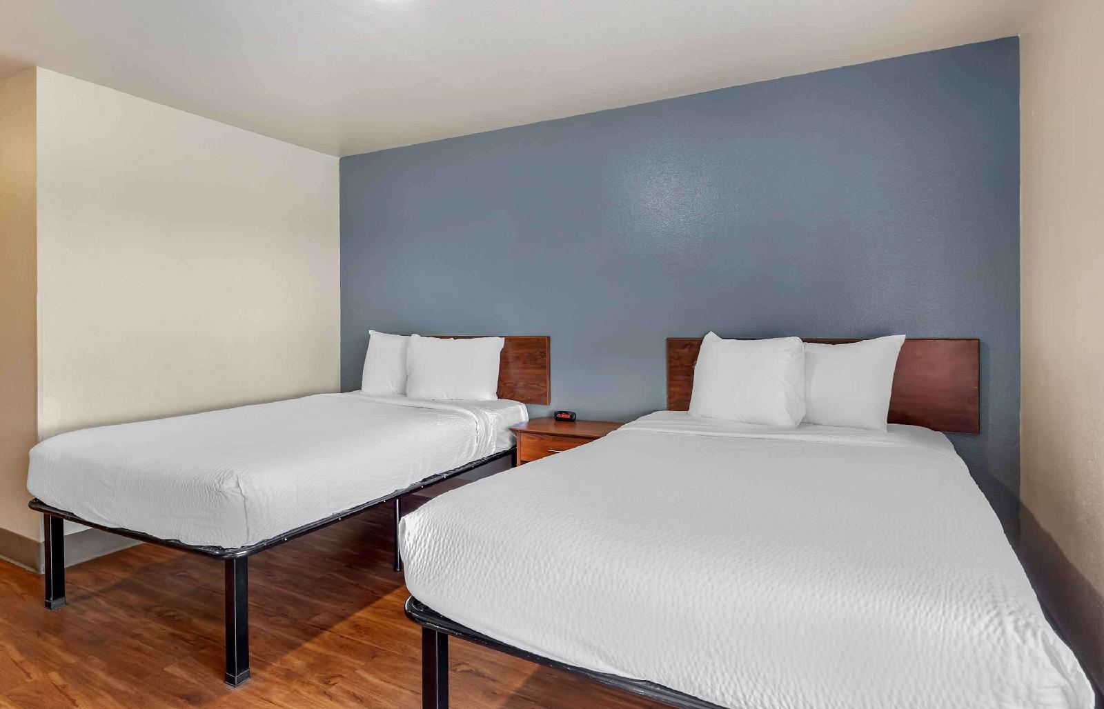 WoodSpring Suites Wichita North