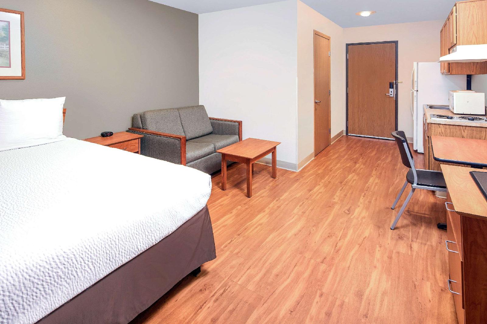 Woodspring Suites Fayetteville Fort Bragg