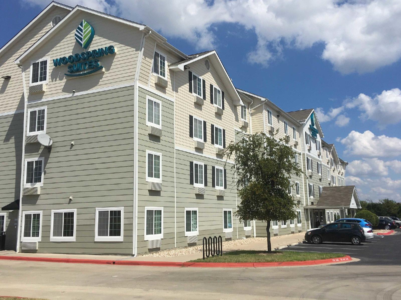 WoodSpring Suites Columbus Fort Benning Bldg. 1