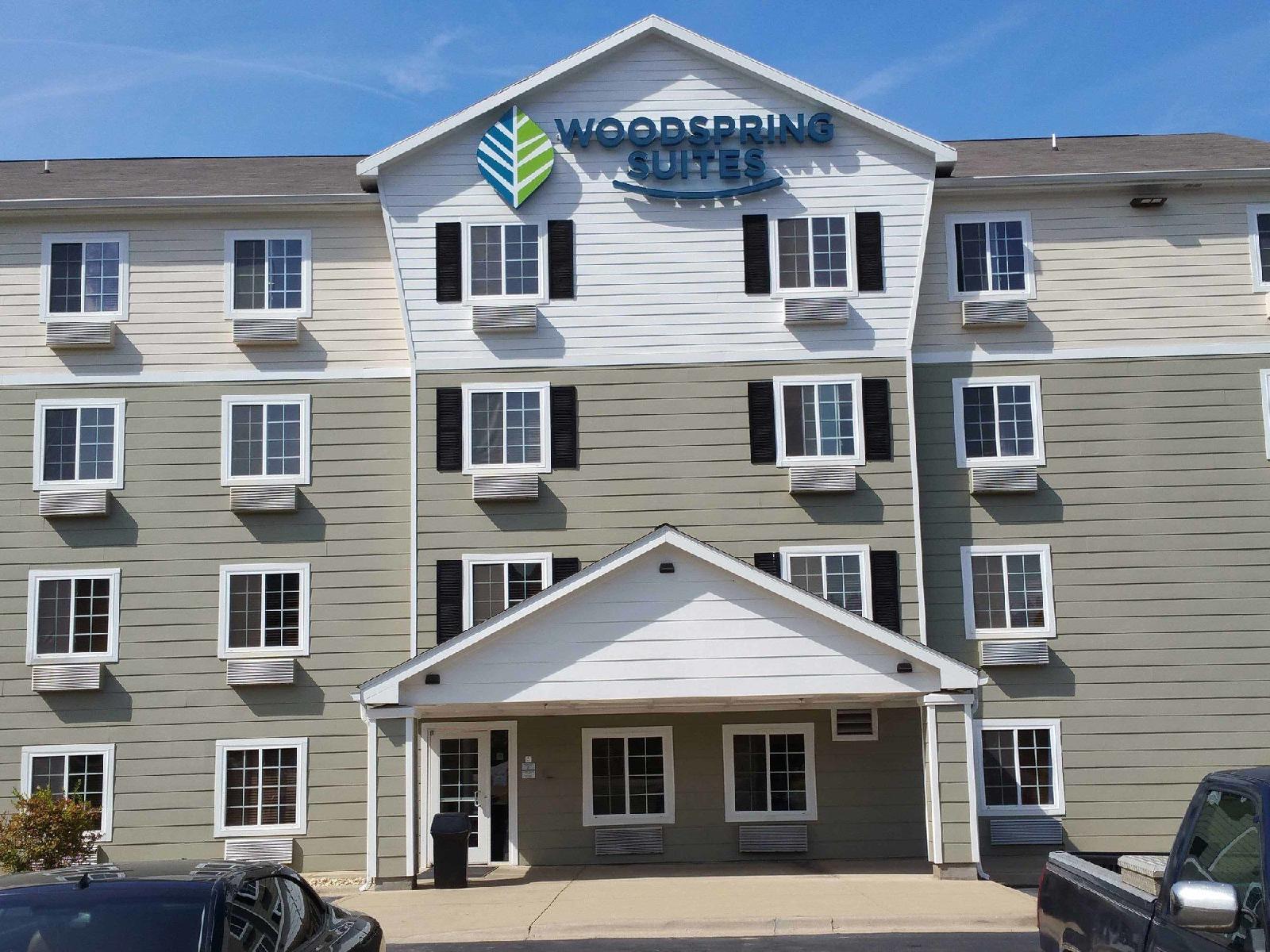 WoodSpring Suites Columbus Fort Benning Bldg. 1