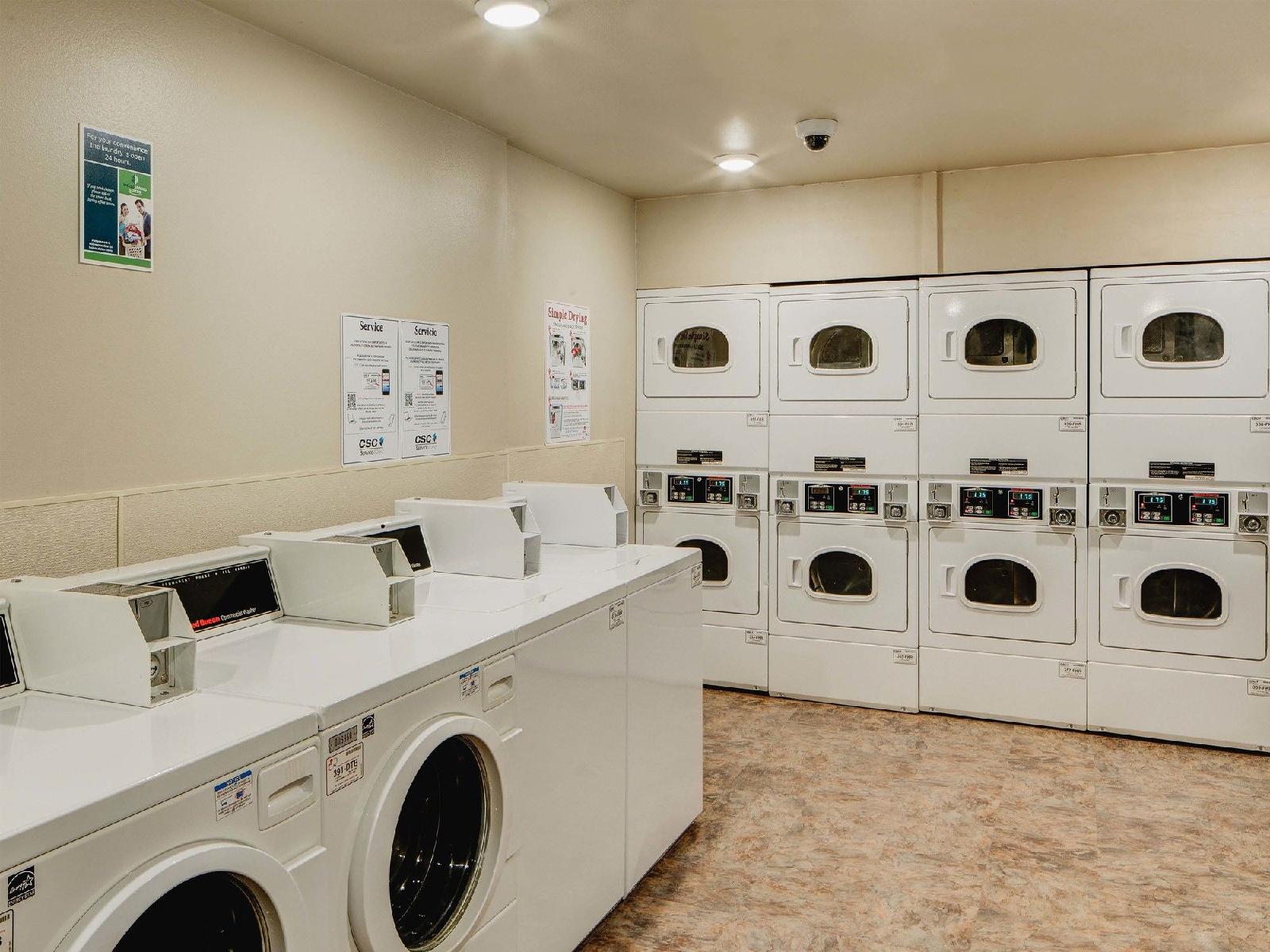 WoodSpring Suites Columbus Fort Benning Bldg. 1