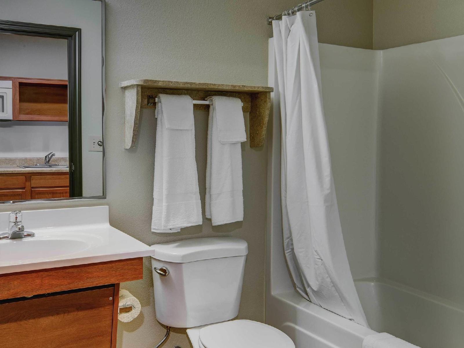 WoodSpring Suites Columbus Fort Benning Bldg. 1