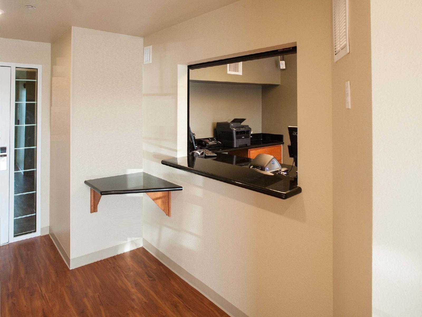 WoodSpring Suites Columbus Fort Benning Bldg. 1