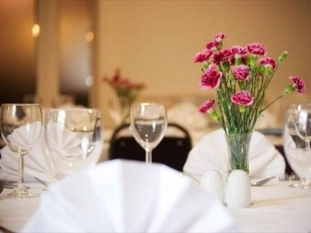 Eliot House Hotel