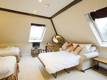 High Corner Inn