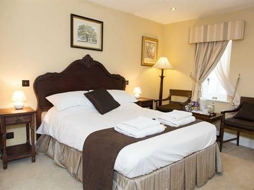 High Corner Inn