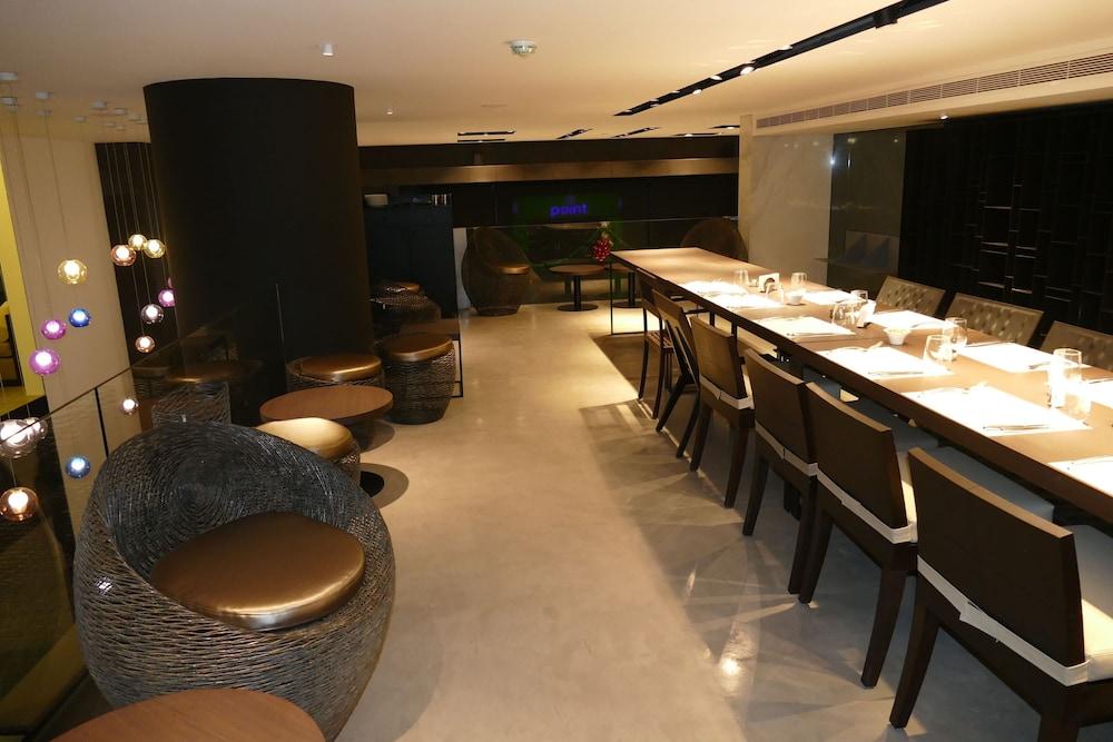 Three O Nine Urban House