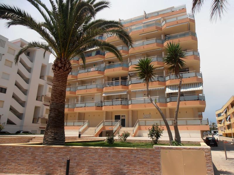 Apartamentos Surfing 3000